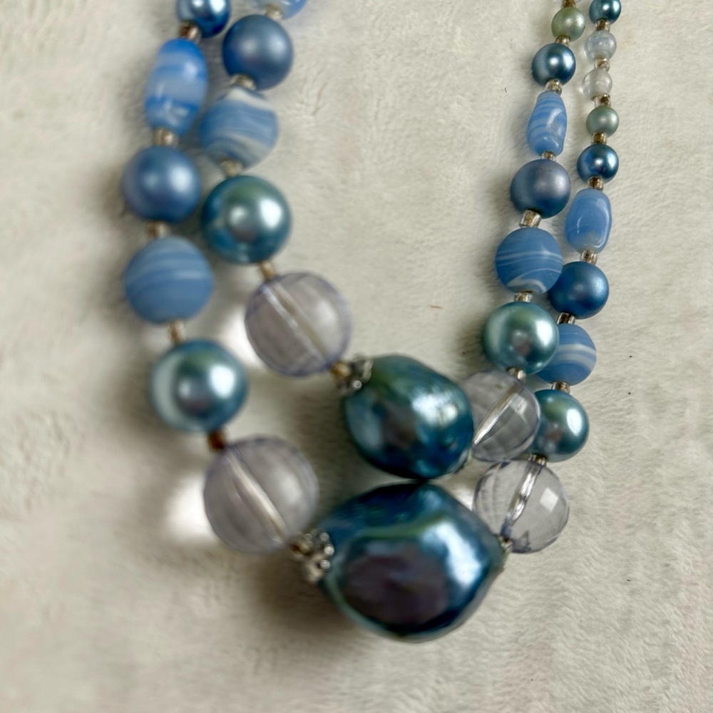 Mid Century Modern Necklace Double Strand Japan Blue Pearls - Picture 2 of 11
